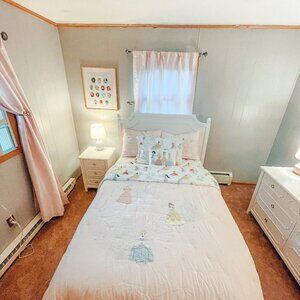 Disney Princess Size Full Comforter with Small Square Princess Pillow